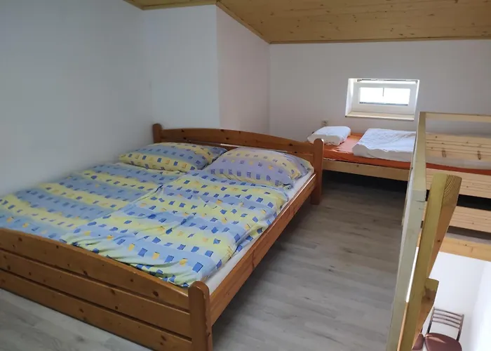 Domasa Eva * Holcikovce